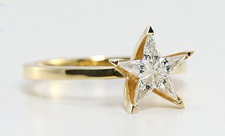 18k White Gold Invisible Setting Kite Cut Diamond Star & Pave Pendant (1.52 Ct, H Color, VS Clarity)